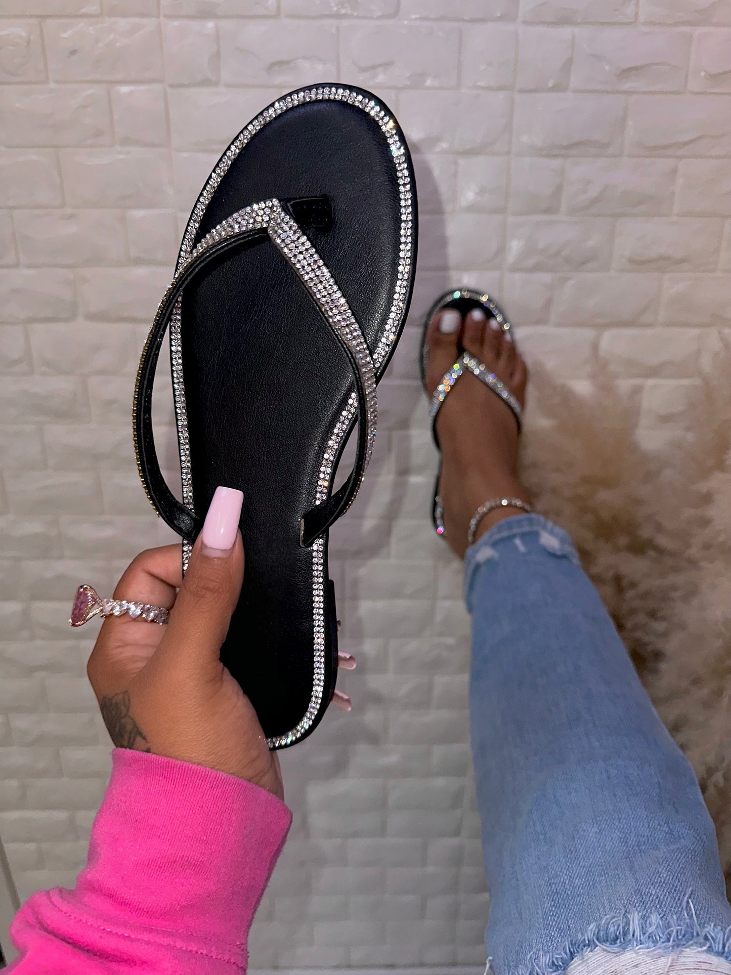 Honey Sandal - Black (Wide Friendly)