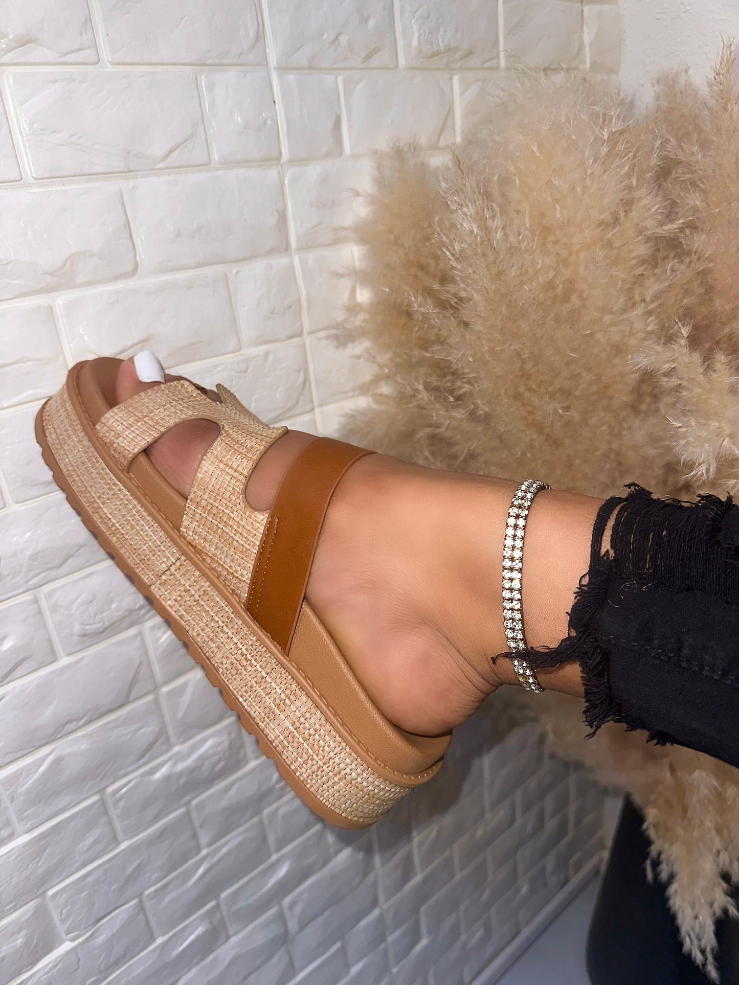 Tracy Platform Sandal - Beige/Raffia (Wide Friendly)