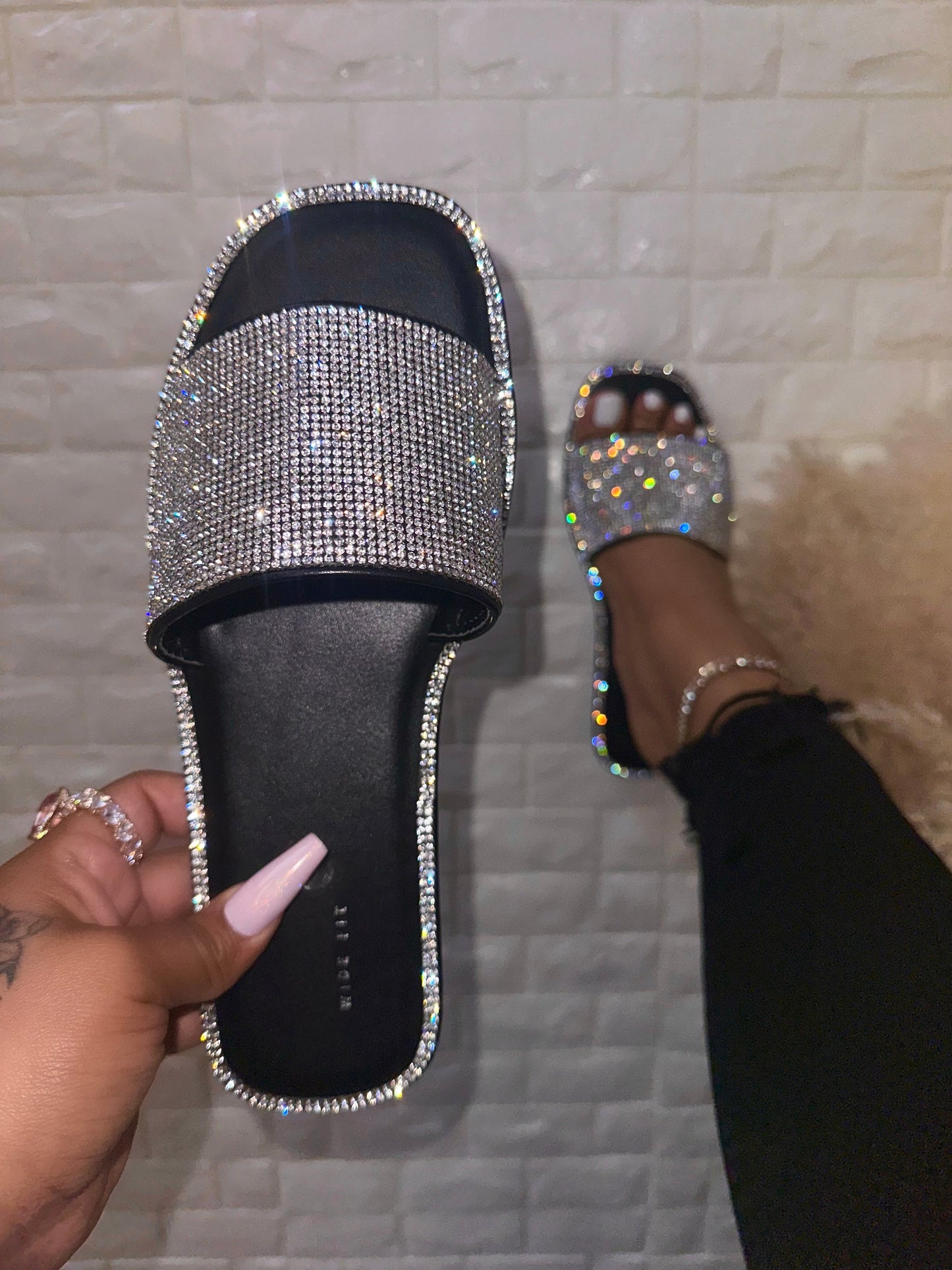 Rayene Sandal - Black (Wide Width)