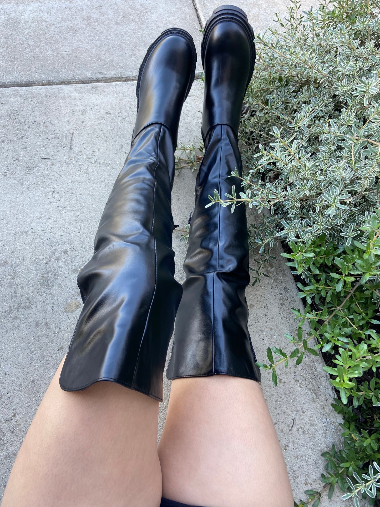 Bianca Boot - Black (Wide Friendly)