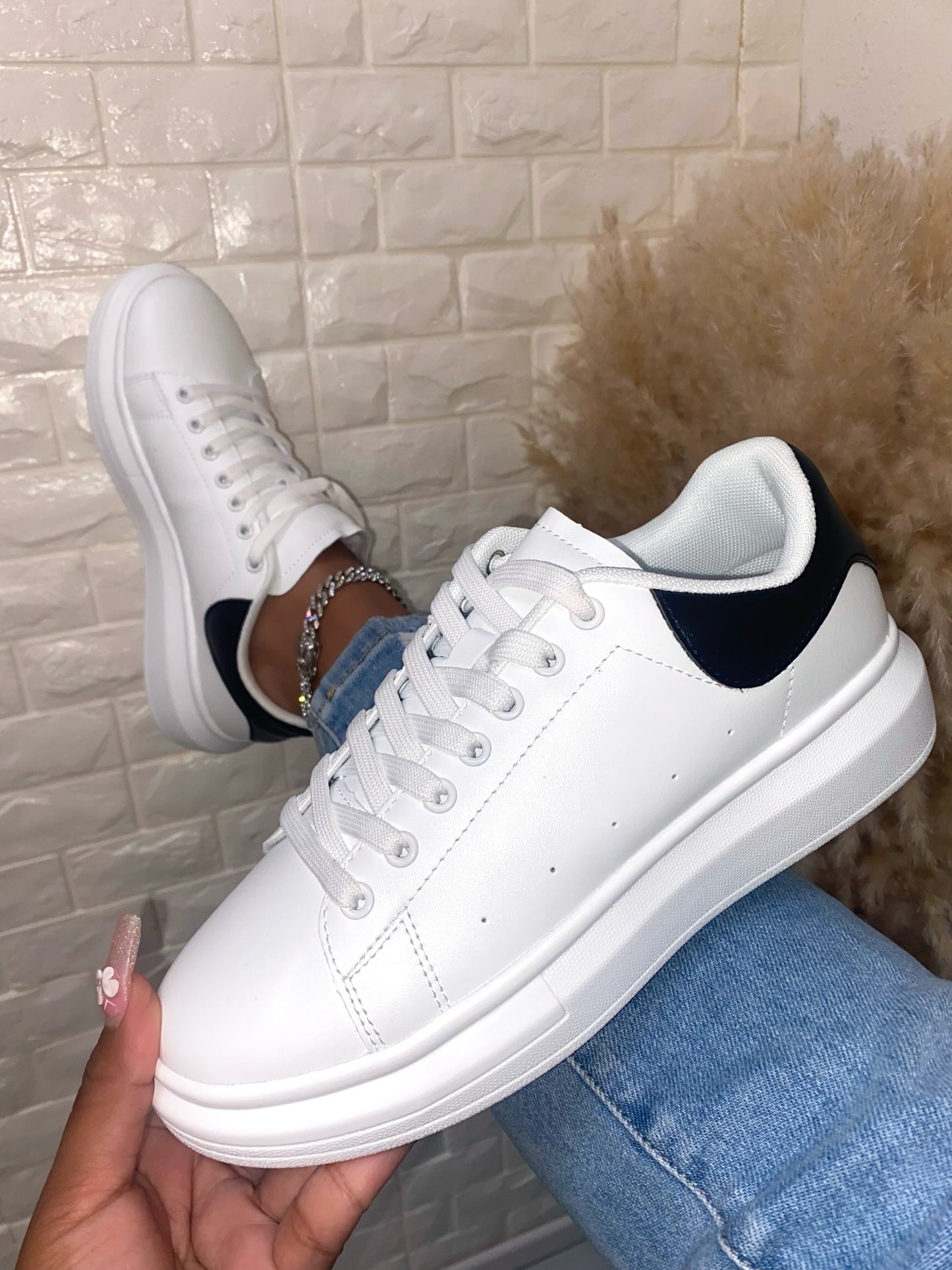 Alexander Sneaker - White