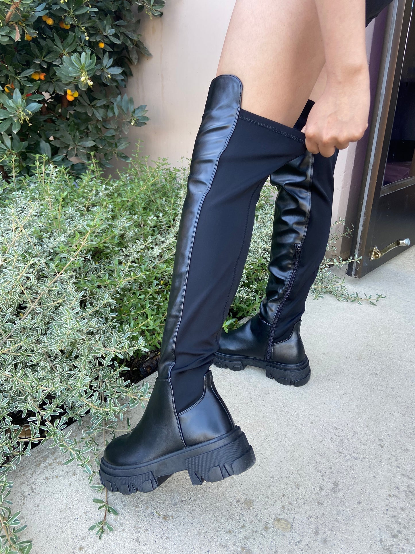 Bianca Boot - Black (Wide Friendly)