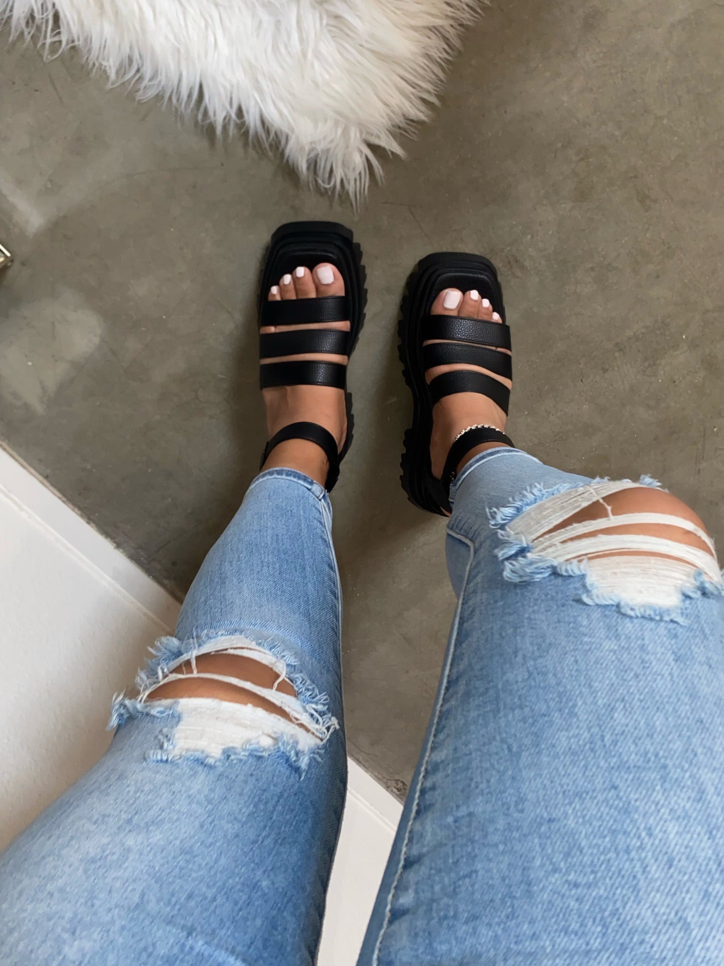 Khalani Sandal - Black (Wide Friendly)