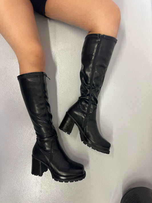 Lauren Boot - Black (Wide Friendly)