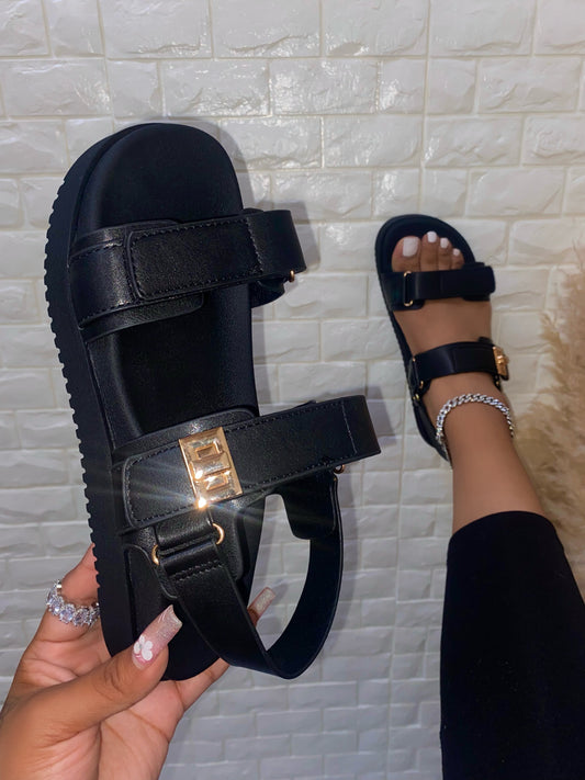 Tammy Sandal - Black (Wide Friendly)