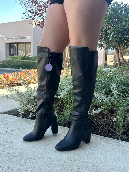 Deryn Boot - Black (Wide Calf)