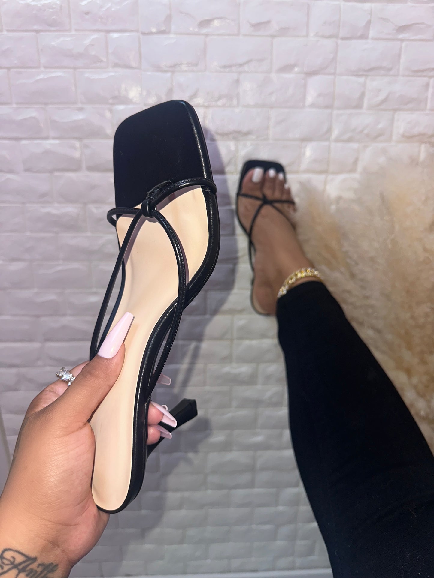 Dexi Heel - Black (Wide Friendly)