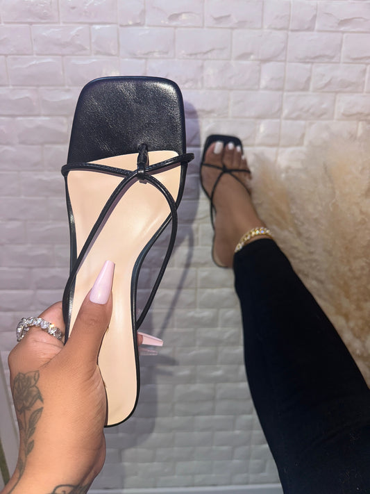 Dexi Heel - Black (Wide Friendly)