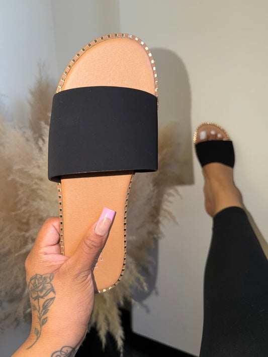 Amirah Sandal - Black (Wide Fit)