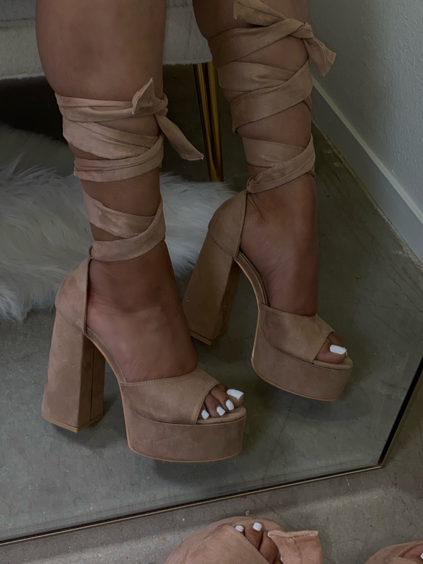 Jonay Heel - Nude (Wide Friendly)