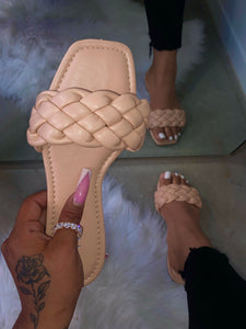 Livia Sandal - Nude (Wide Friendly)