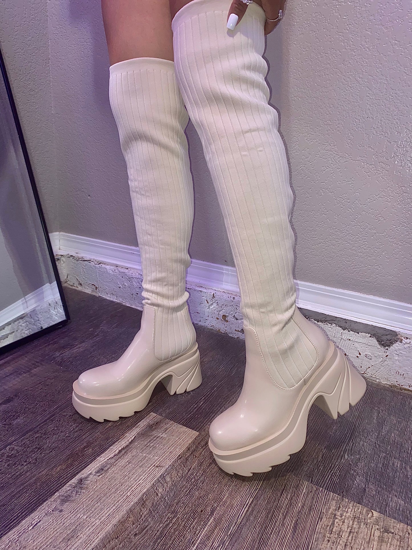 Shilah Boot - Cream